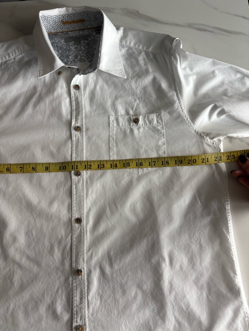 Ted Baker White Long-Sleeve Dress Shirt with Subtle Patterned Inner Collar XL - Picture 8 of 9